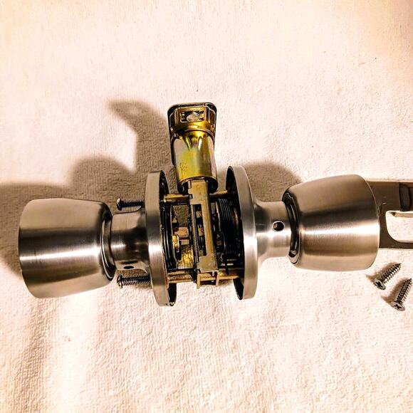 ACE Keyed SILVER SATIN FINISH Entry FRONT DOOR Lock KNOB (No Key) - Picture 9 of 9